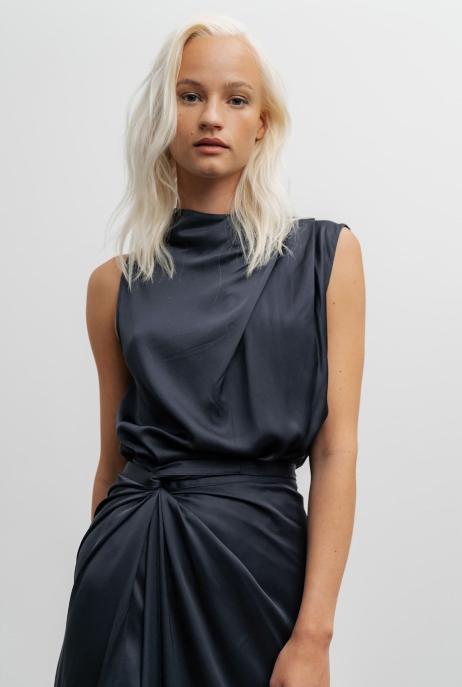 Dresses Ahlvar Gallery Telly Long Dress Blue Grey Usperfectoutfit